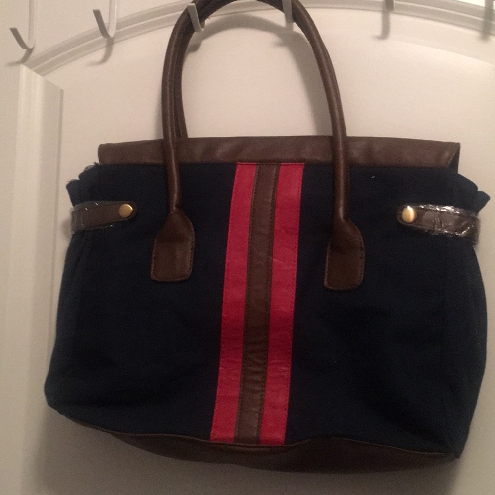 Handbag - Picture 3 of 4